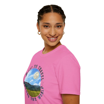 Unisex T-Shirt "Born to travel around the world"