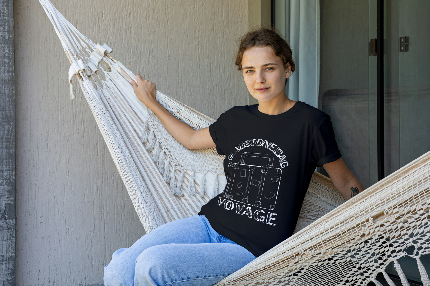 "Gladstone bag Voyage" Unisex T-Shirt For Old-Fashioned Travellers